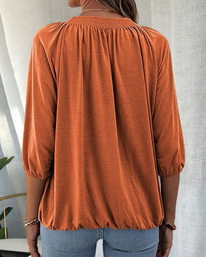 Chloe - Blouse with round neckline