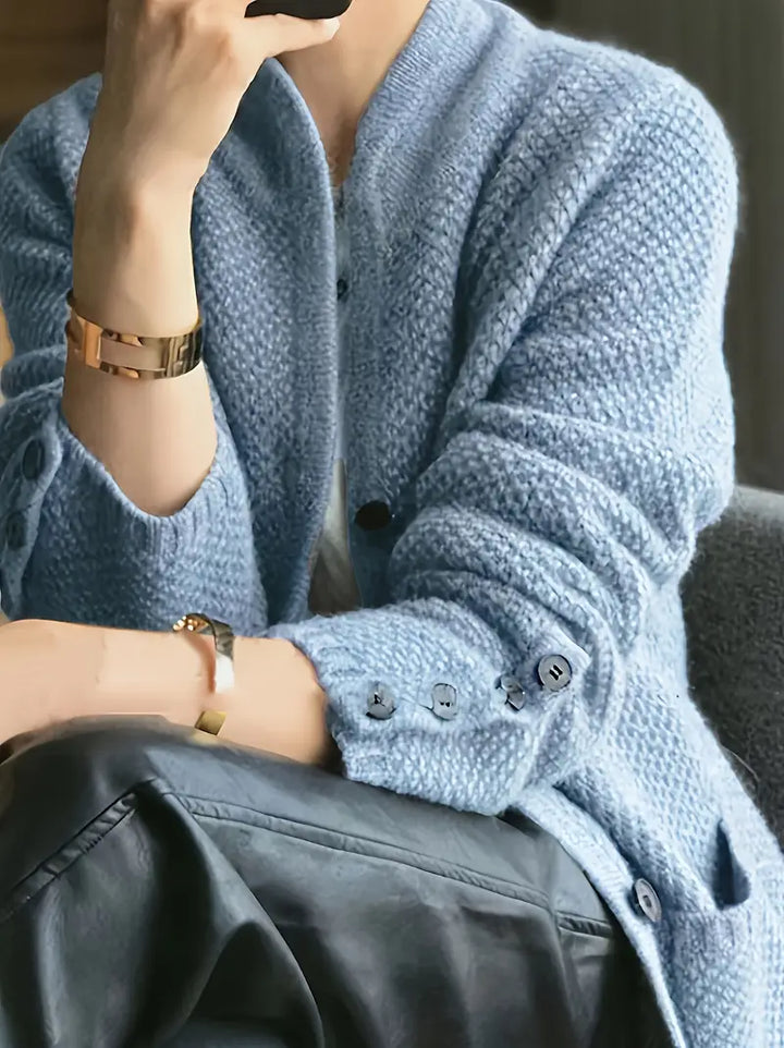 Claire – Cardigan with buttons