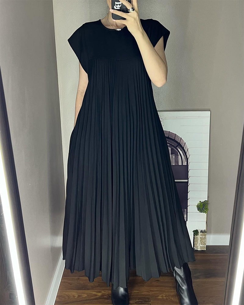Bonnie - Pleated Maxi Dress