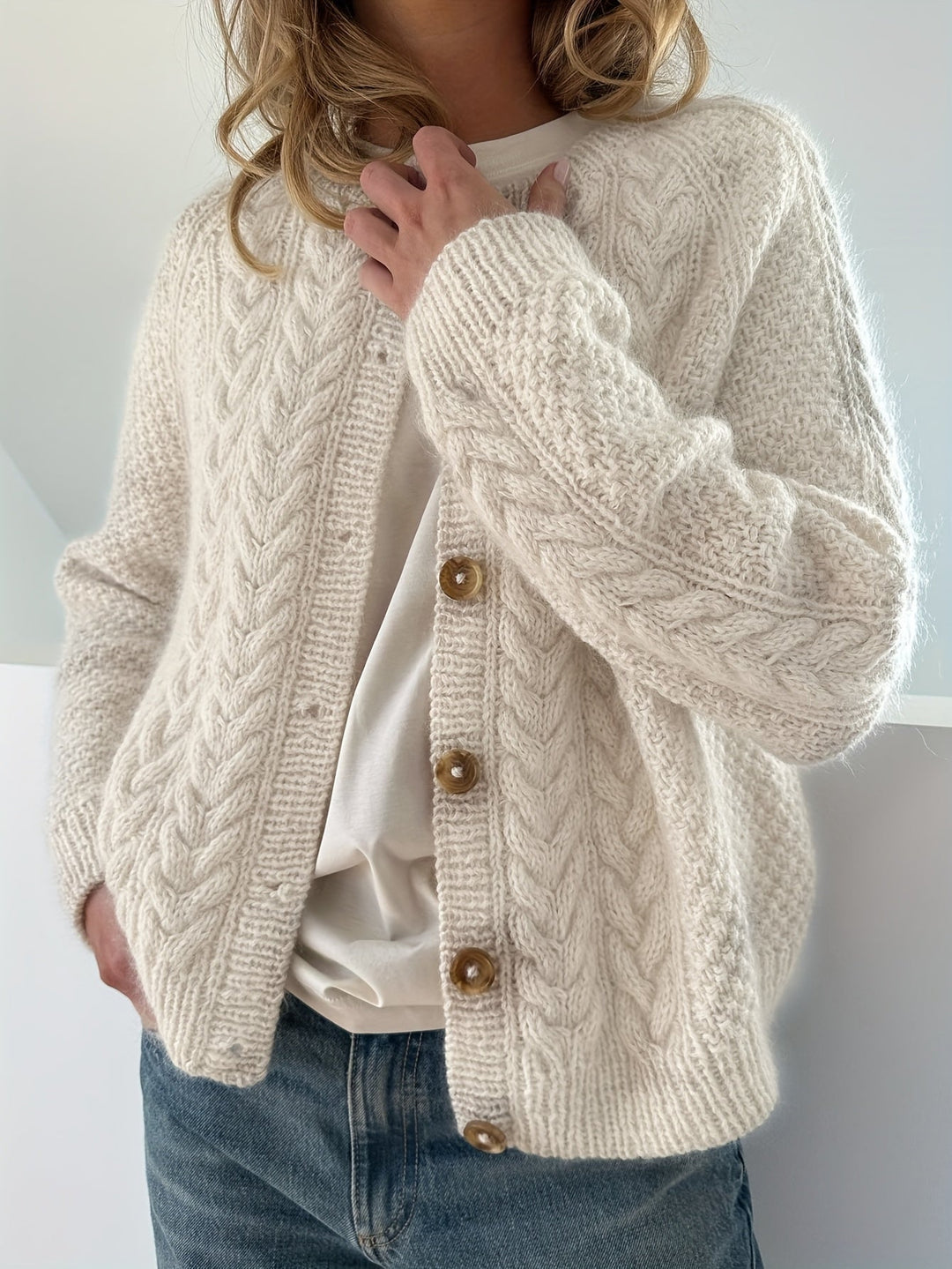Darcella - Knitted Cardigan