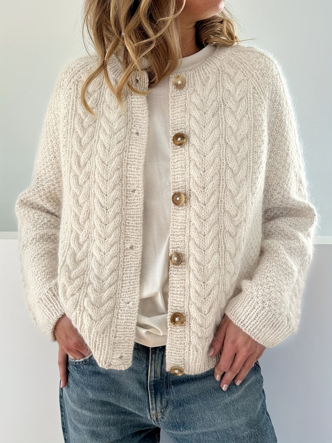Darcella - Knitted Cardigan